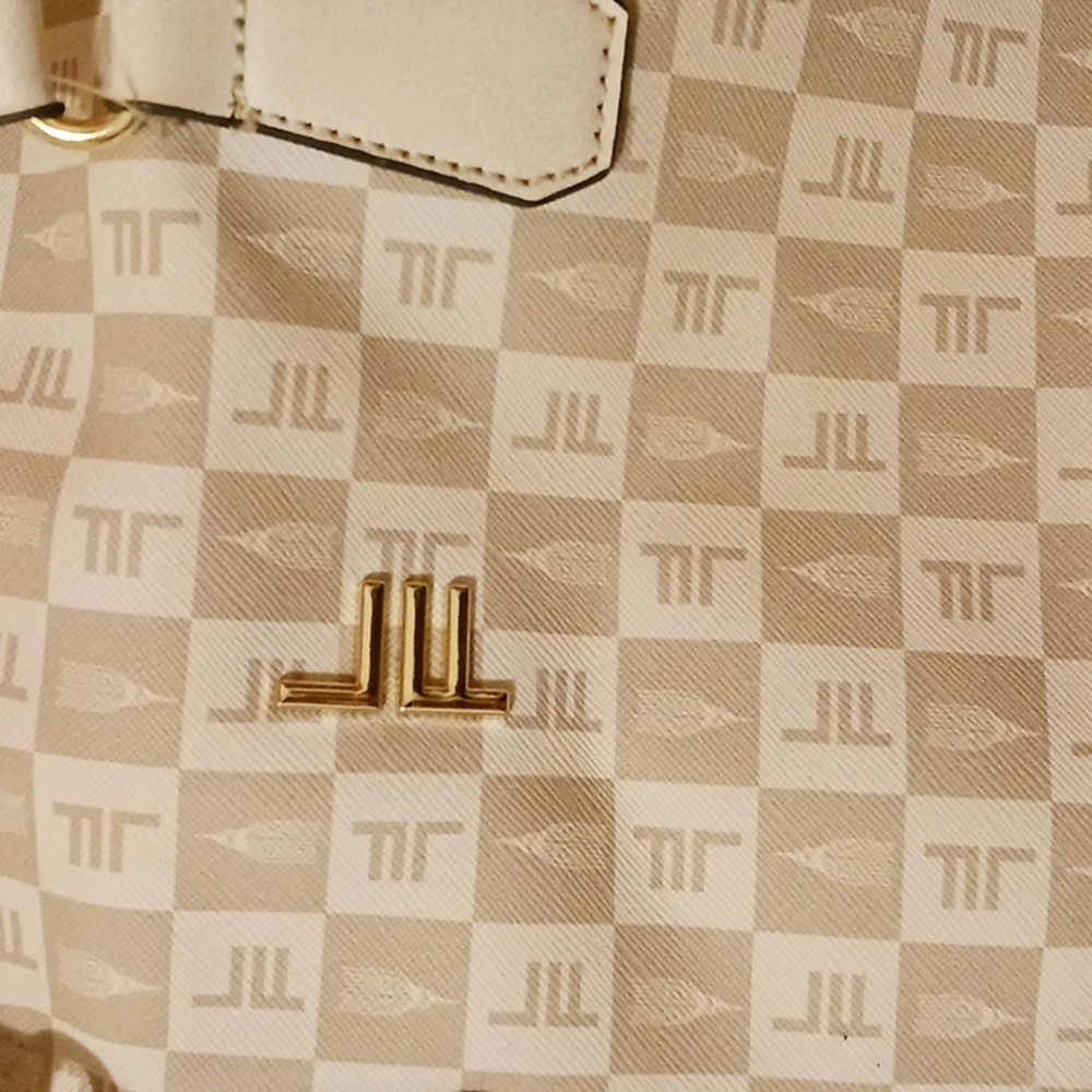 Handbag - Picture 6 of 7